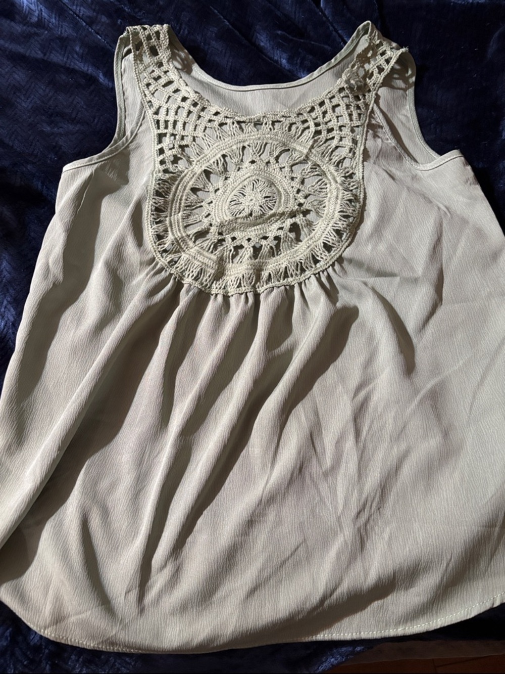 Women’s Sage Green Crochet Yoke Sleeveless Top Sz S